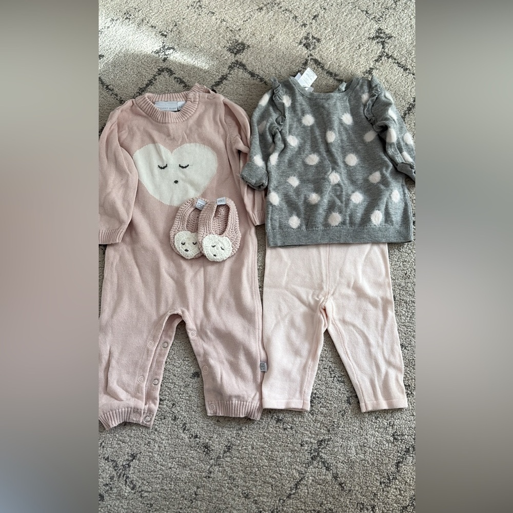 Cute Pink and Gray Baby Outfit Set - 3-6 months